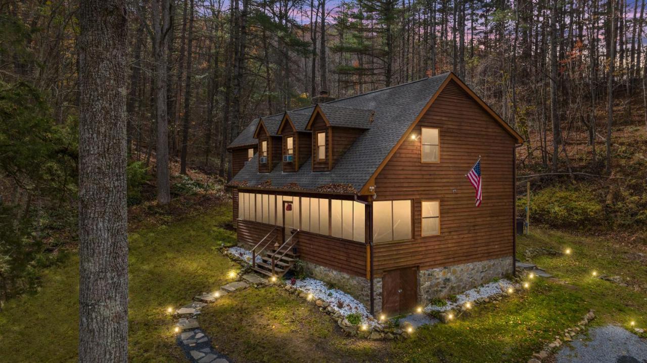לוראיי Sleepy Hollow 5Br Cabin - National Park 7 Min, Hot Tub, Fire Pit, Sleeps 12 מראה חיצוני תמונה