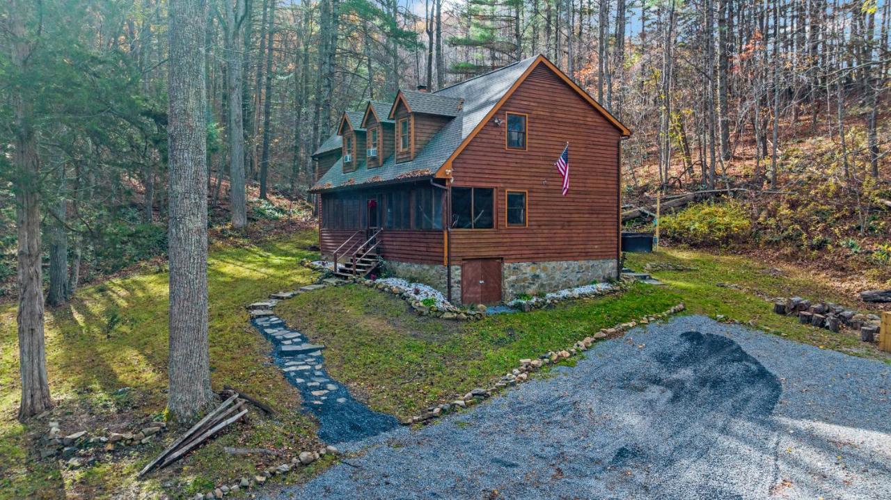 לוראיי Sleepy Hollow 5Br Cabin - National Park 7 Min, Hot Tub, Fire Pit, Sleeps 12 מראה חיצוני תמונה